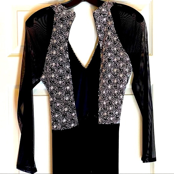 Brunnella W’s S&P Knobby Knit V-Neck Bodice Black Wrap Belt Dress Size Medium - Picture 4 of 6